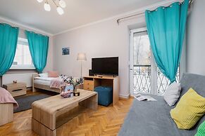 Daszyńskiego Apartment Cracow by Renters