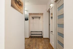 Daszyńskiego Apartment Cracow by Renters