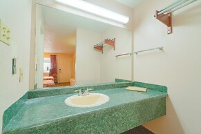 Regency Inn By Oyo Three Rivers