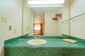 Regency Inn By Oyo Three Rivers