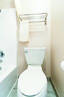 Regency Inn By Oyo Three Rivers