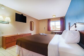 Regency Inn By Oyo Three Rivers