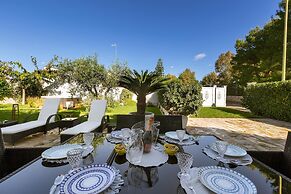 3672 Villa Acquamarina by Barbarhouse