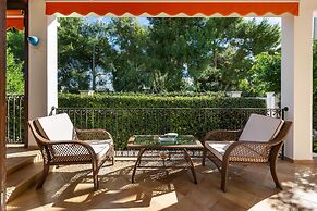 3672 Villa Acquamarina by Barbarhouse