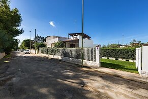 3672 Villa Acquamarina by Barbarhouse