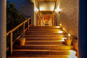 Kiho Gorilla Safari Lodge