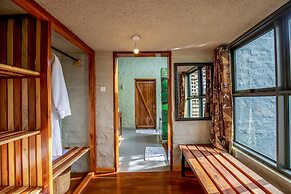 Kiho Gorilla Safari Lodge