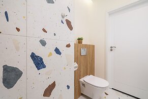 Cozy Studio in Kraków by Renters