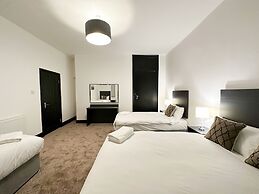 Mulberry Aparthotel