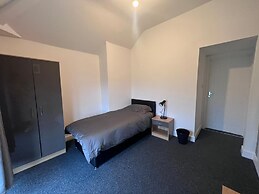 OYO Arcadia By Habitat101