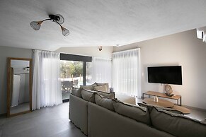 Euphoria Club 1 by Halkidiki Villas