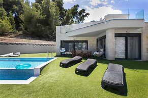 Euphoria Club 1 by Halkidiki Villas