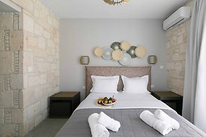 Euphoria Club 1 by Halkidiki Villas