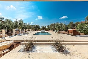 3673 Trullo Antica Puglia by Perle di Puglia