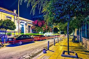 Comfortable Living in Athens 2BR Apartment