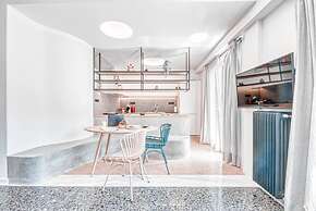 Comfortable Living in Athens 2BR Apartment