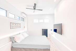 Comfortable Living in Athens 2BR Apartment