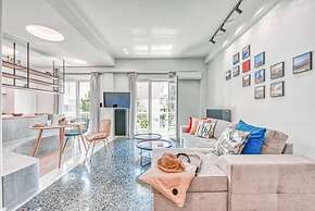 Comfortable Living in Athens 2BR Apartment