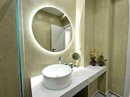 Comfortable Living in Athens 2BR Apartment