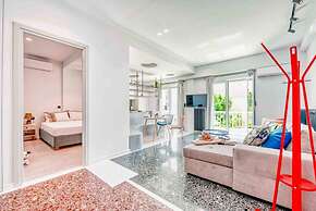 Comfortable Living in Athens 2BR Apartment