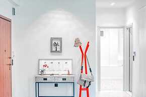 Comfortable Living in Athens 2BR Apartment