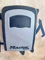 Muse A Dreamy and Fresh New Apartment