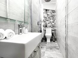 Amazing View 2BR Apartment Heart of Athens