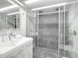 Amazing View 2BR Apartment Heart of Athens