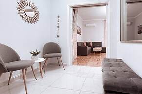 Penthouse - Amazing View in the Center of Athens