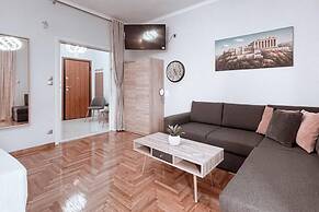 Penthouse - Amazing View in the Center of Athens