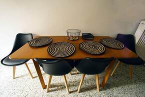 ew Thission Luxury Apartment