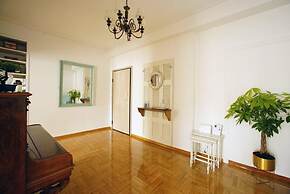 ew Thission Luxury Apartment