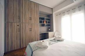 ew Thission Luxury Apartment