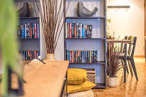 Bohemian Chic 1BR Apartment in the Heart of Athens