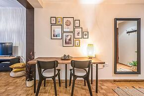 Bohemian Chic 1BR Apartment in the Heart of Athens