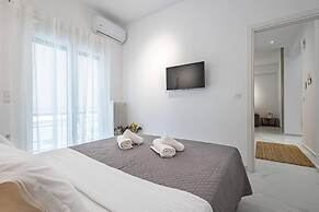 Acropolis Luxury Apartment