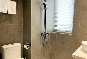 KIN WANDER TRUNG SON