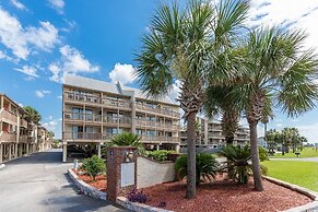 Lei Lani 108 2 Bedroom Condo by Redawning