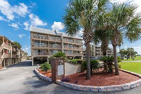 Lei Lani 108 2 Bedroom Condo by Redawning