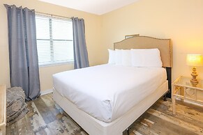 Lei Lani 108 2 Bedroom Condo by Redawning