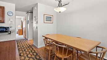 19 Mountainside 2 Bedroom Condo by RedAwning