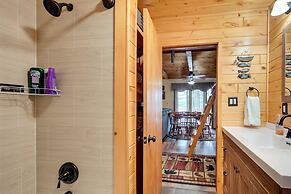 Lakefront Rhinelander Cabin w/ Dock & Fire Pit!