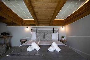 Euphoria Club 2 by Halkidiki Villas