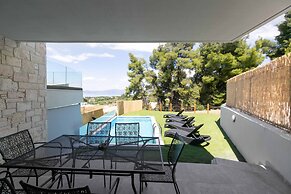 Euphoria Club 2 by Halkidiki Villas