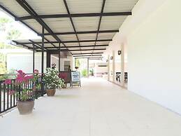 Isara Nai Yang Resort