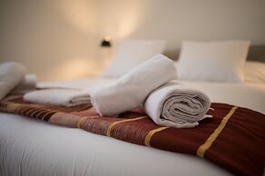 Rey de Sevilla Flats Arenal