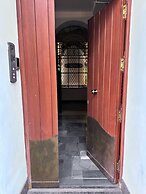 Rey de Sevilla Flats Arenal