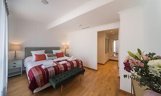 Rey de Sevilla Flats Arenal