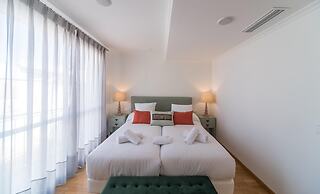 Rey de Sevilla Flats Arenal