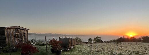 Luxury Shepherd's Hut Style Cabin With Views